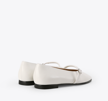 Almond Mary Jane平底鞋 - 白