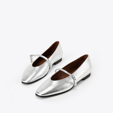 Almond Mary Jane平底鞋 - 壓紋銀