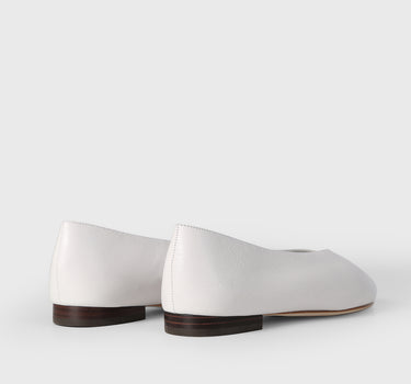 JIA Pointy Flats - White